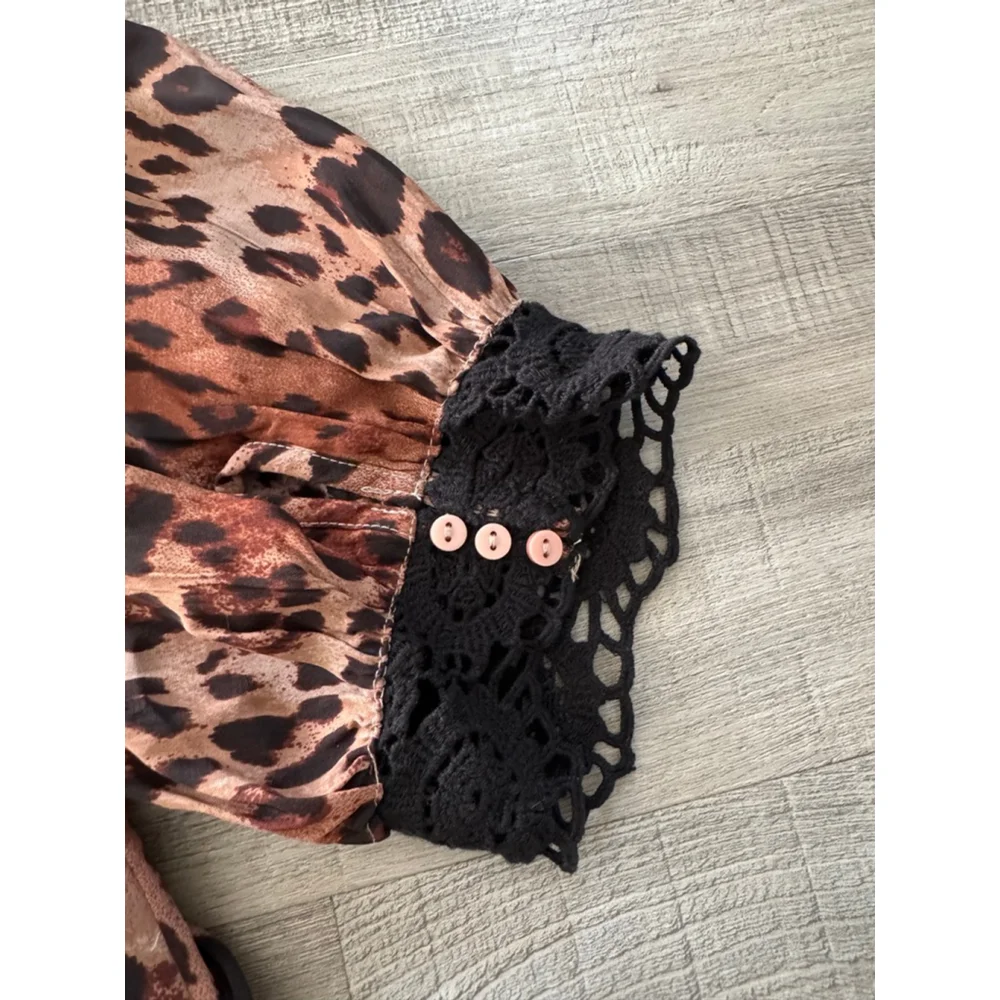 Free People My Love Printed Blouse Sz Small NWOT Brown Black Animal Print Retro - Picture 7 of 11